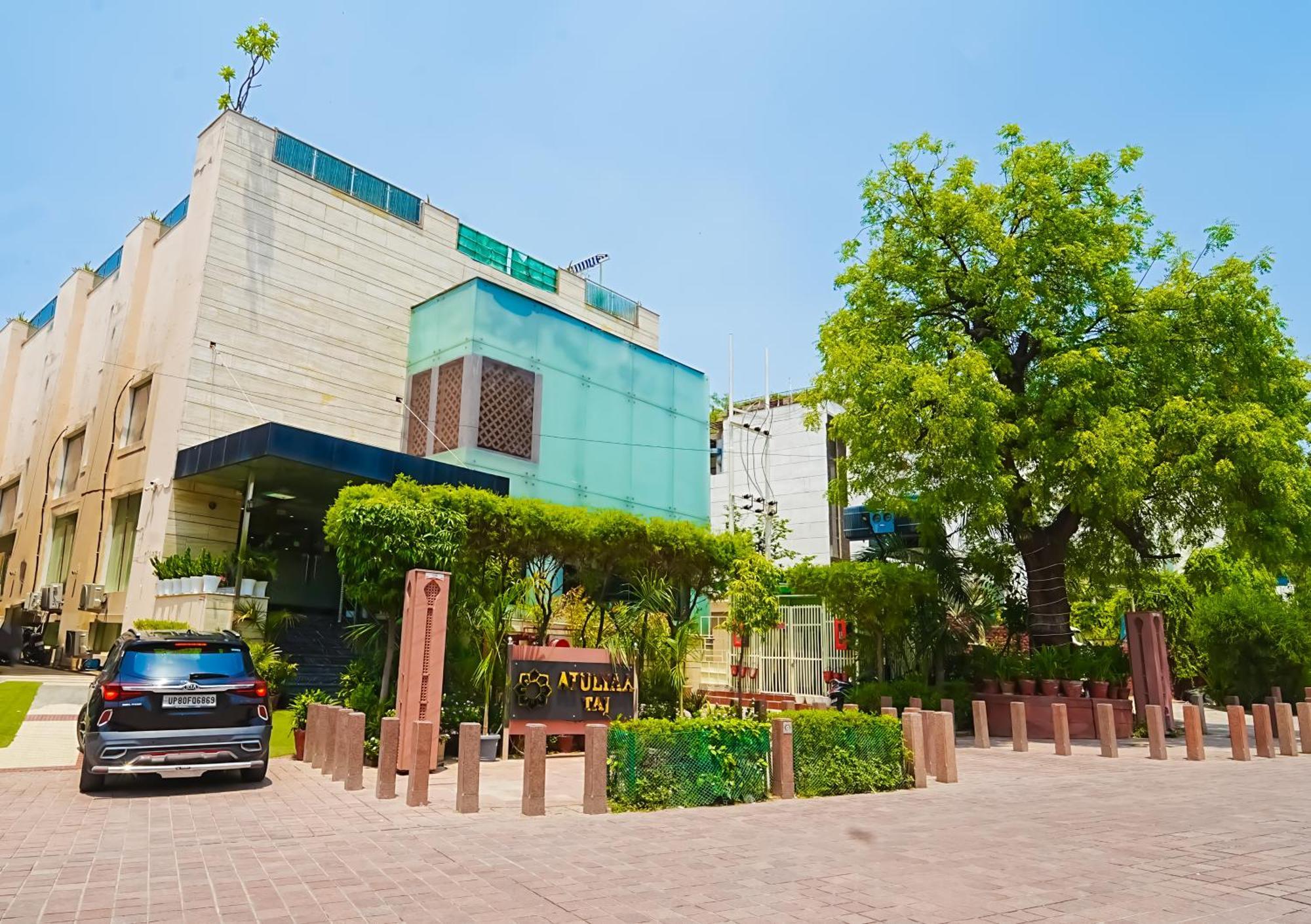 Atulyaa Taj 4*