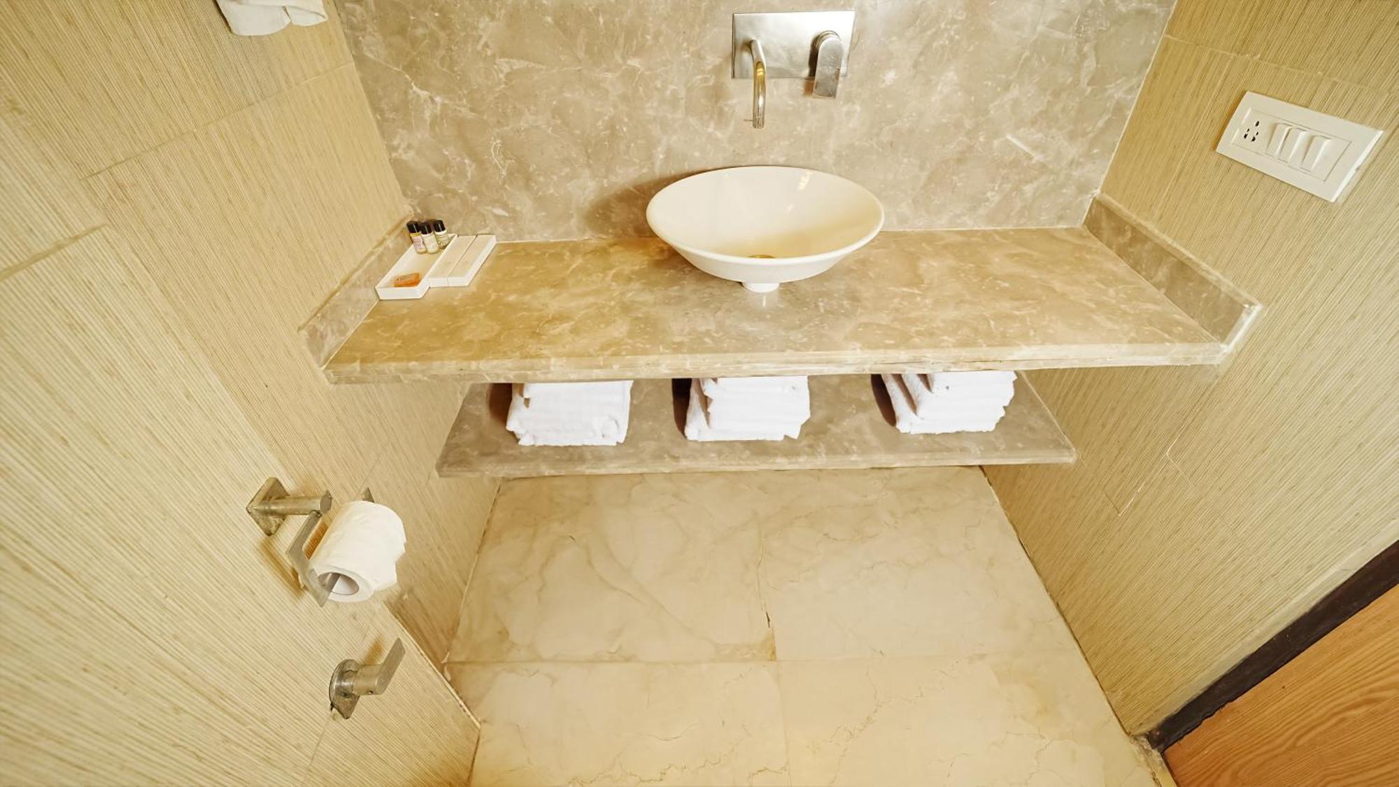 Hotel Atulyaa Taj Agra (Uttar Pradesh)
