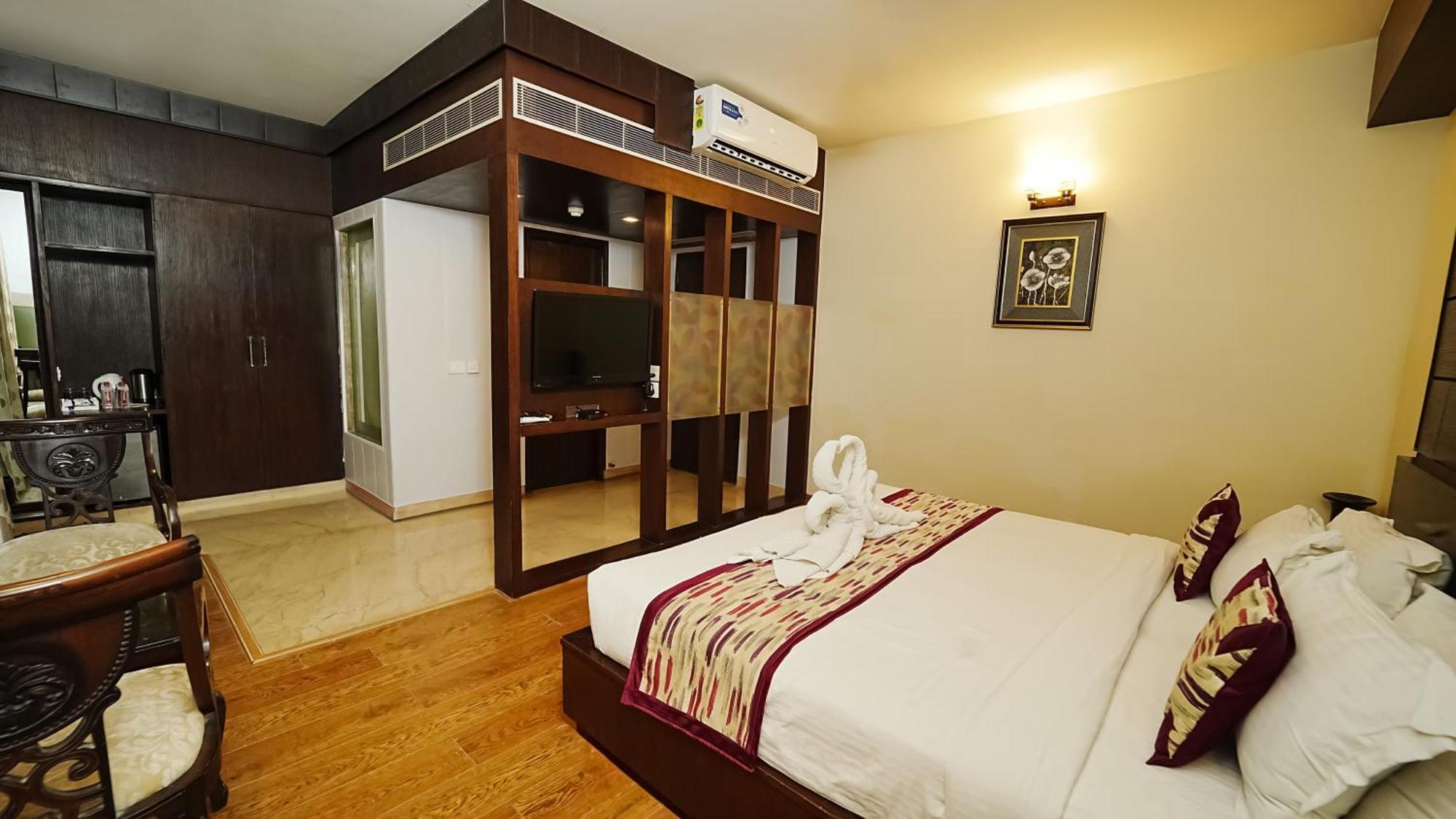Atulyaa Taj 4*